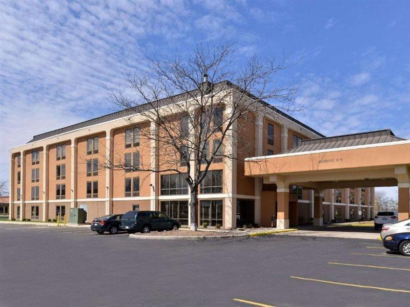 Quality Inn & Suites Matteson Near I-57 المظهر الخارجي الصورة