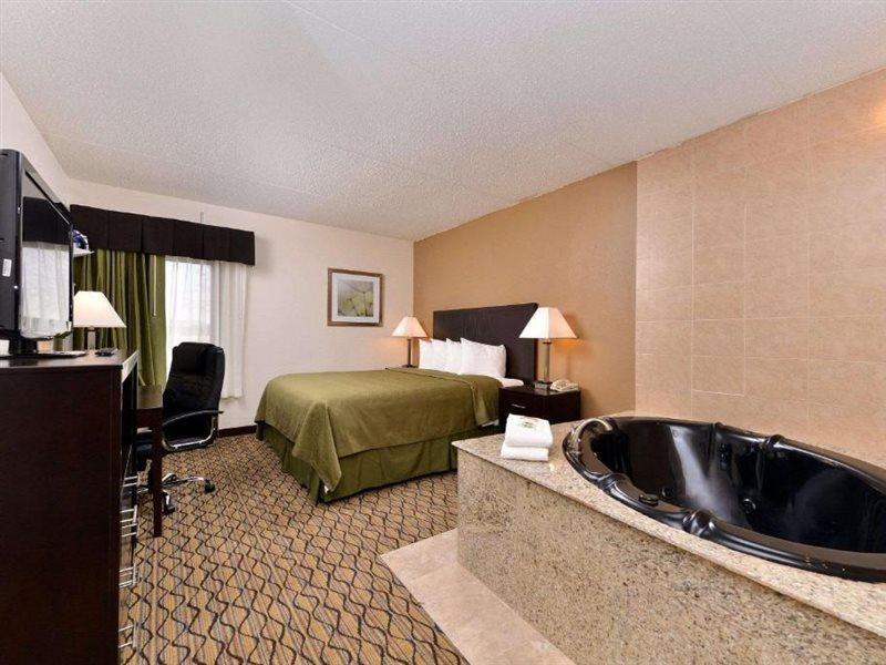 Quality Inn & Suites Matteson Near I-57 المظهر الخارجي الصورة