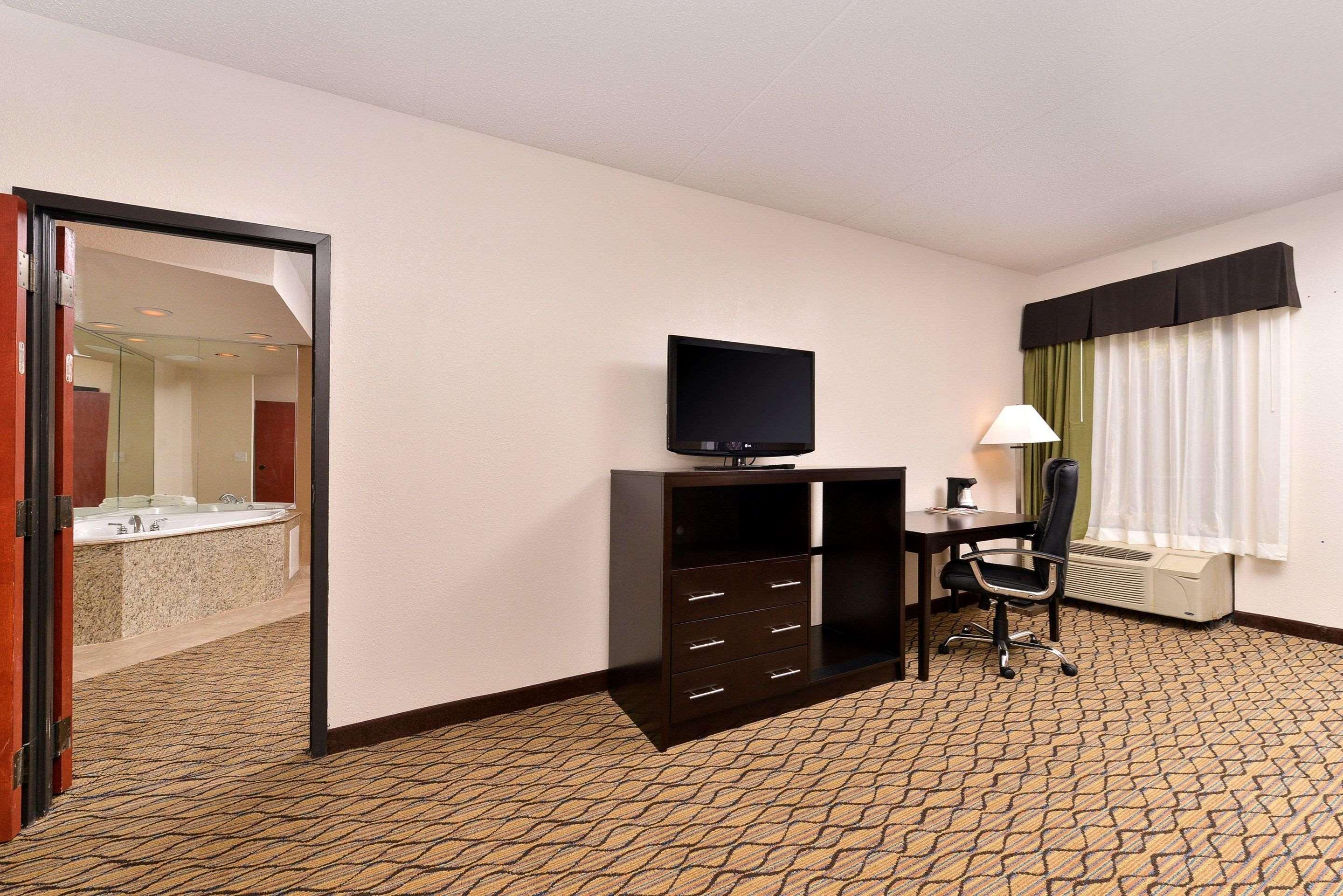 Quality Inn & Suites Matteson Near I-57 المظهر الخارجي الصورة