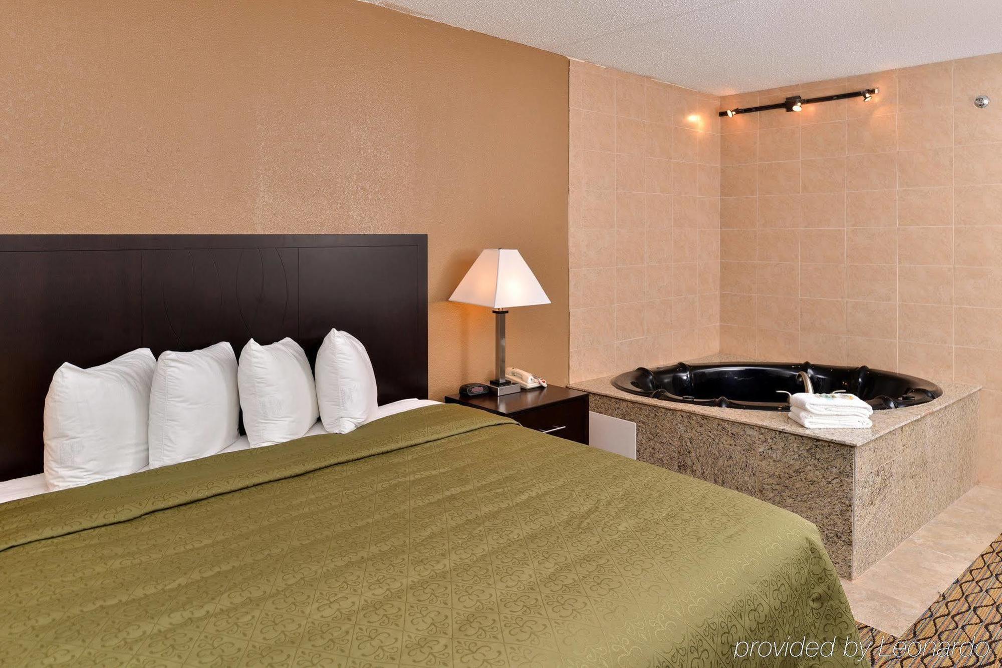 Quality Inn & Suites Matteson Near I-57 المظهر الخارجي الصورة